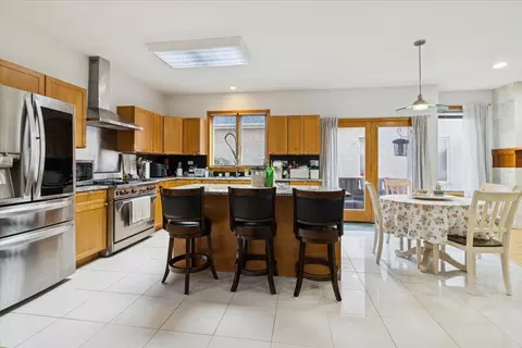 Kitchen - 238 Hillcrest Ave, Addison, IL 60101 photo 1 of 3