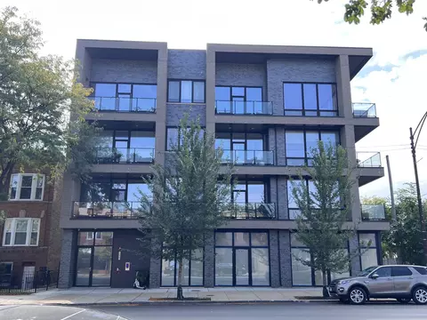 2423 W Fullerton Ave #4G, Chicago, IL 60647