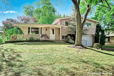 2615 Blanchard Rd, Waukegan, IL 60087