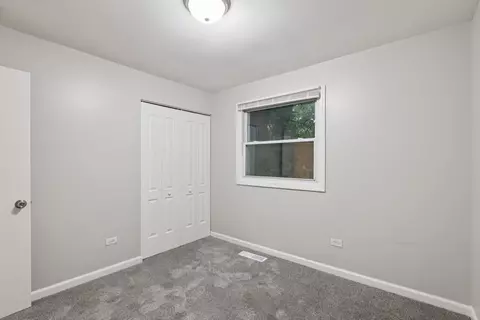 Bedroom - 15364 Afton Ave, Markham, IL 60428 photo 8 of 9