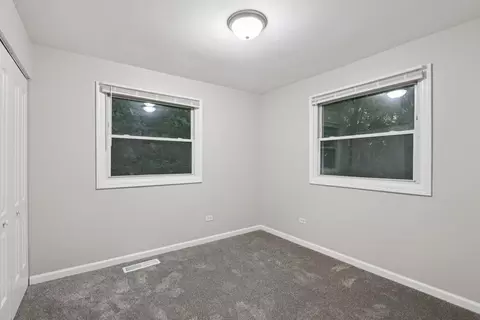 Bedroom - 15364 Afton Ave, Markham, IL 60428 photo 7 of 9