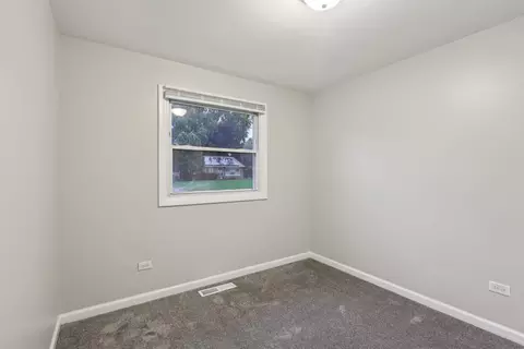 Bedroom - 15364 Afton Ave, Markham, IL 60428 photo 3 of 9