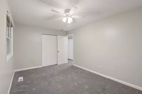 Bedroom - 15364 Afton Ave, Markham, IL 60428 photo 6 of 9