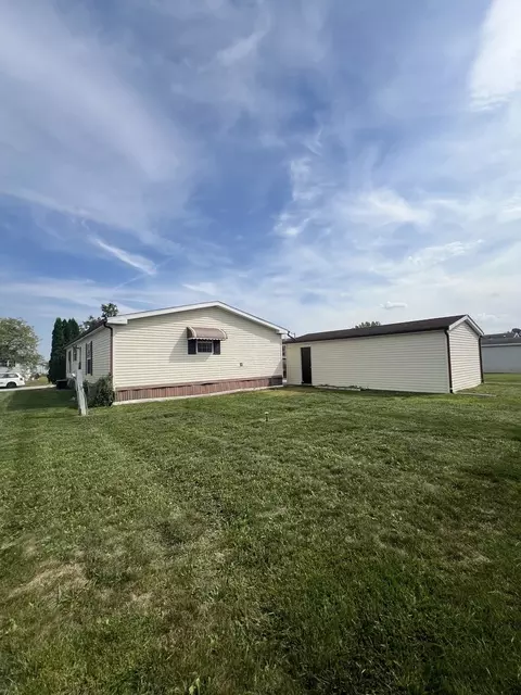 10 Swallow Ln, Beecher, IL 60401 photo 24