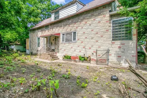 6532 S Eberhart Ave, Chicago, IL 60637 photo 3