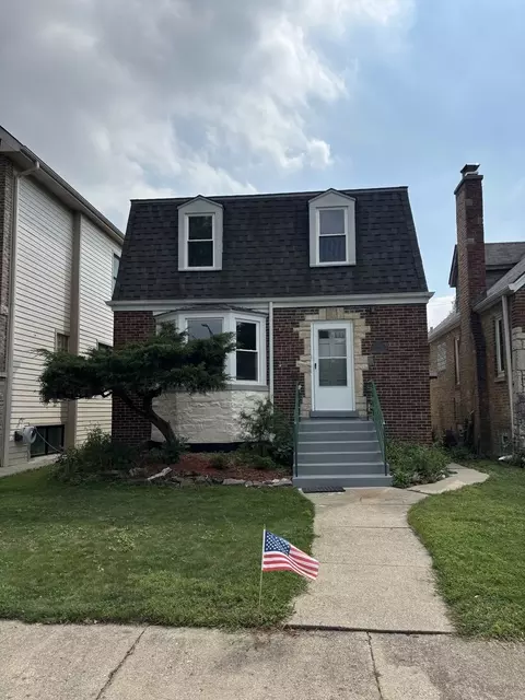5722 N Leonard Ave, Chicago, IL 60646