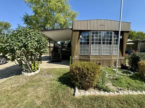 1340 13th St, Bloomington, IL 61704 photo 3