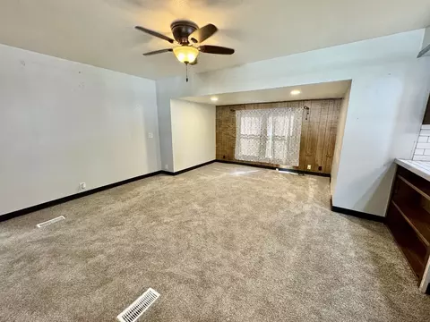 1340 13th St, Bloomington, IL 61704 photo 6