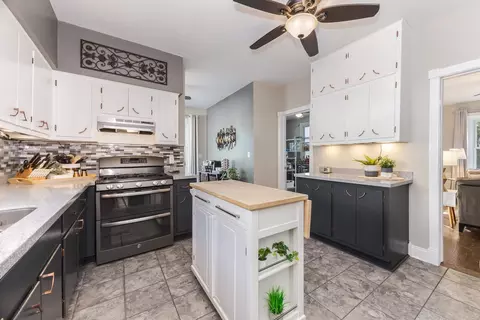 Kitchen - 597 E 3rd St, El Paso, IL 61738 photo 3 of 6