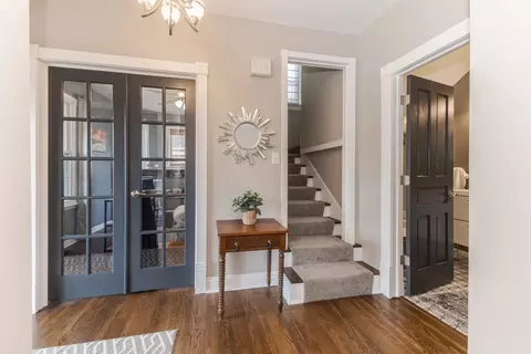 Entry Way - 597 E 3rd St, El Paso, IL 61738 photo 2 of 8