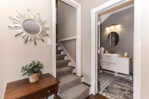 Entry Way - 597 E 3rd St, El Paso, IL 61738 photo 3 of 8