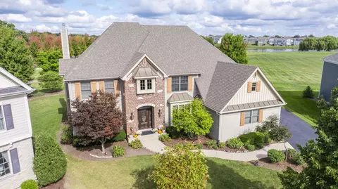 3558 Hidden Fawn Dr, Elgin, IL 60124