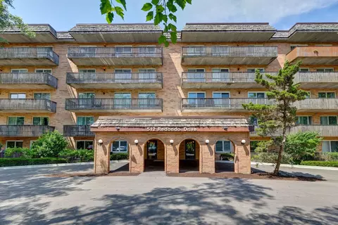 512 Redondo Dr #112, Downers Grove, IL 60516
