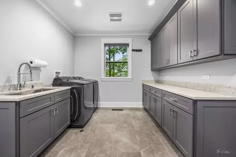 Other - 6538 Bentley Ave, Willowbrook, IL 60527 photo 2 of 9