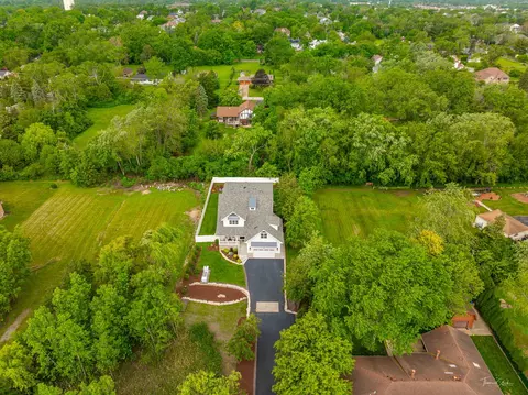 View/Area - 6538 Bentley Ave, Willowbrook, IL 60527 photo 1 of 8