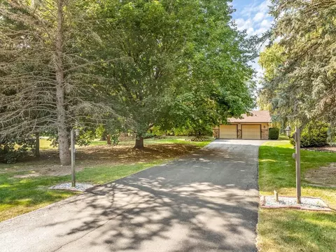 Exterior - 6104 Blyth Rd, Caledonia, IL 61011 photo 16 of 19