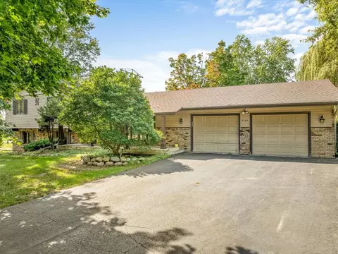 Exterior - 6104 Blyth Rd, Caledonia, IL 61011 photo 15 of 19