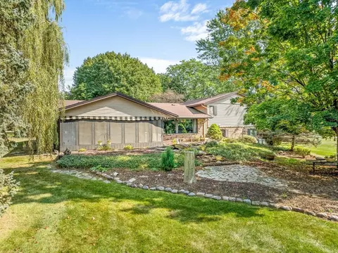 Exterior - 6104 Blyth Rd, Caledonia, IL 61011 photo 19 of 19