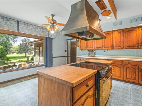 Kitchen - 6104 Blyth Rd, Caledonia, IL 61011 photo 6 of 6