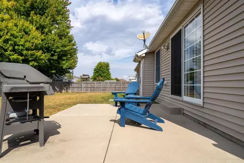2253 Elwood Ln, Normal, IL 61761 photo 23