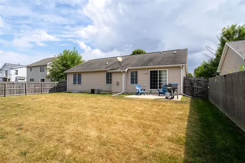 2253 Elwood Ln, Normal, IL 61761 photo 24
