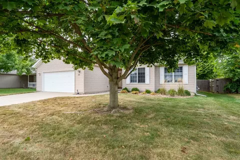 2253 Elwood Ln, Normal, IL 61761 photo 5