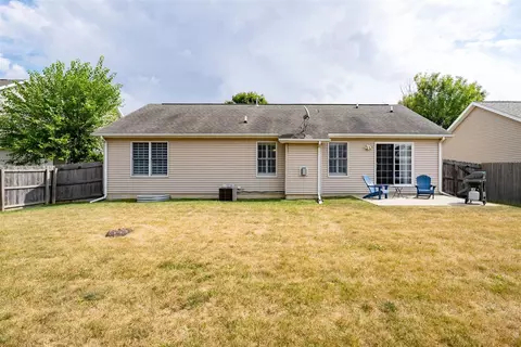 2253 Elwood Ln, Normal, IL 61761 photo 25