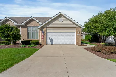 9500 Stonebrooke Ct, Tinley Park, IL 60487