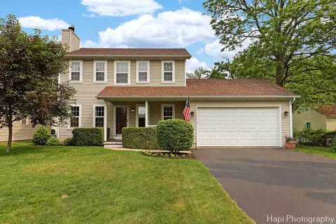 21556 W Sarah Dr, Lake Villa, IL 60046