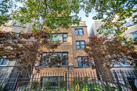 2218 W Thome Ave #3N, Chicago, IL 60659