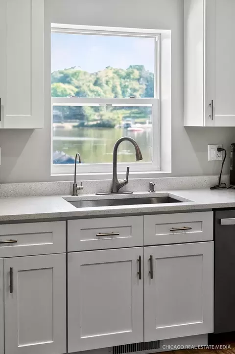 Kitchen - 519 N Harrison St, Algonquin, IL 60102 photo 4 of 4