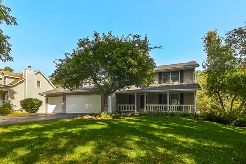 5054 E Nordic Woods Dr, Byron, IL 61010