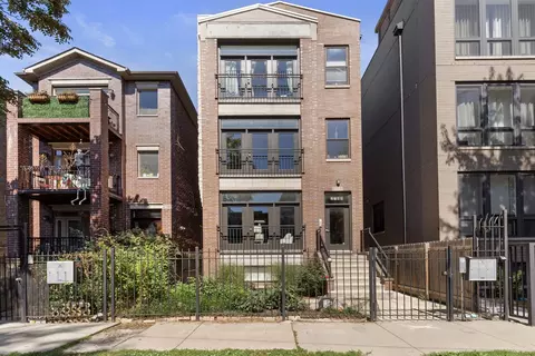 2708 W Thomas St #2, Chicago, IL 60622