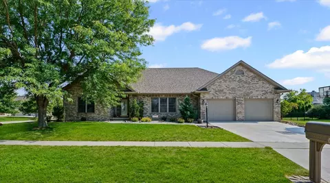 2604 Muirfield Pl, Urbana, IL 61802
