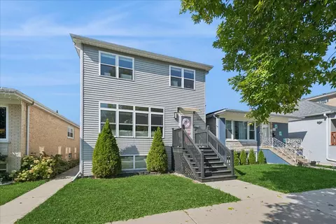 3544 N Nagle Ave, Chicago, IL 60634