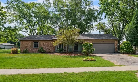 402 W Main St, Ogden, IL 61859