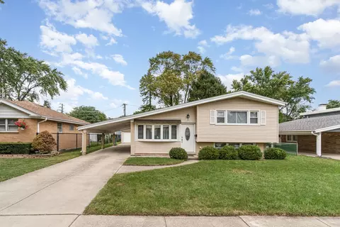 1840 Nimitz Dr, Des Plaines, IL 60018