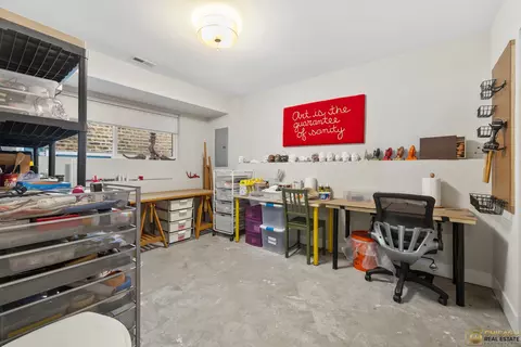 Other - 929 W 33rd Pl, Chicago, IL 60608 photo 1 of 4