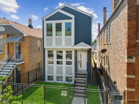 929 W 33rd Pl, Chicago, IL 60608