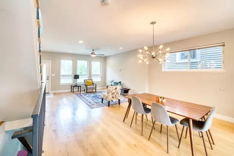 Dining - 929 W 33rd Pl, Chicago, IL 60608 photo 2 of 2
