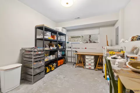 Other - 929 W 33rd Pl, Chicago, IL 60608 photo 2 of 4