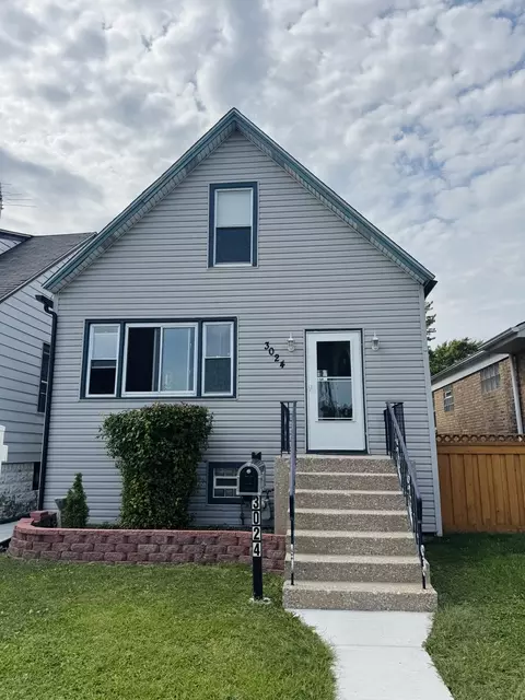 3024 East Ave, Berwyn, IL 60402