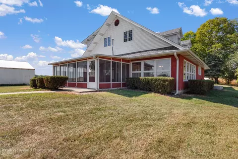 1645 E Southmor Rd, Morris, IL 60450