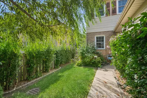 50 N Maple St, Addison, IL 60101 photo 27