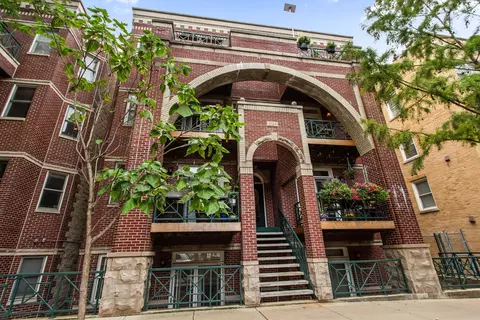 4124 N Kenmore Ave #3S, Chicago, IL 60613