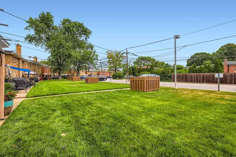 437 S Elmhurst Rd, Mount Prospect, IL 60056 photo 20