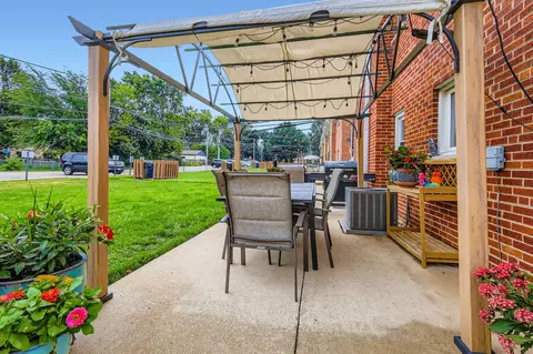 437 S Elmhurst Rd, Mount Prospect, IL 60056 photo 19