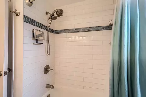 437 S Elmhurst Rd, Mount Prospect, IL 60056 photo 14