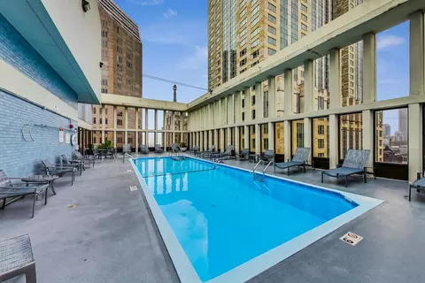 Exterior - 100 E Walton St #15DE, Chicago, IL 60611 photo 1 of 2