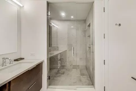Bath - 100 E Walton St #15DE, Chicago, IL 60611 photo 1 of 3